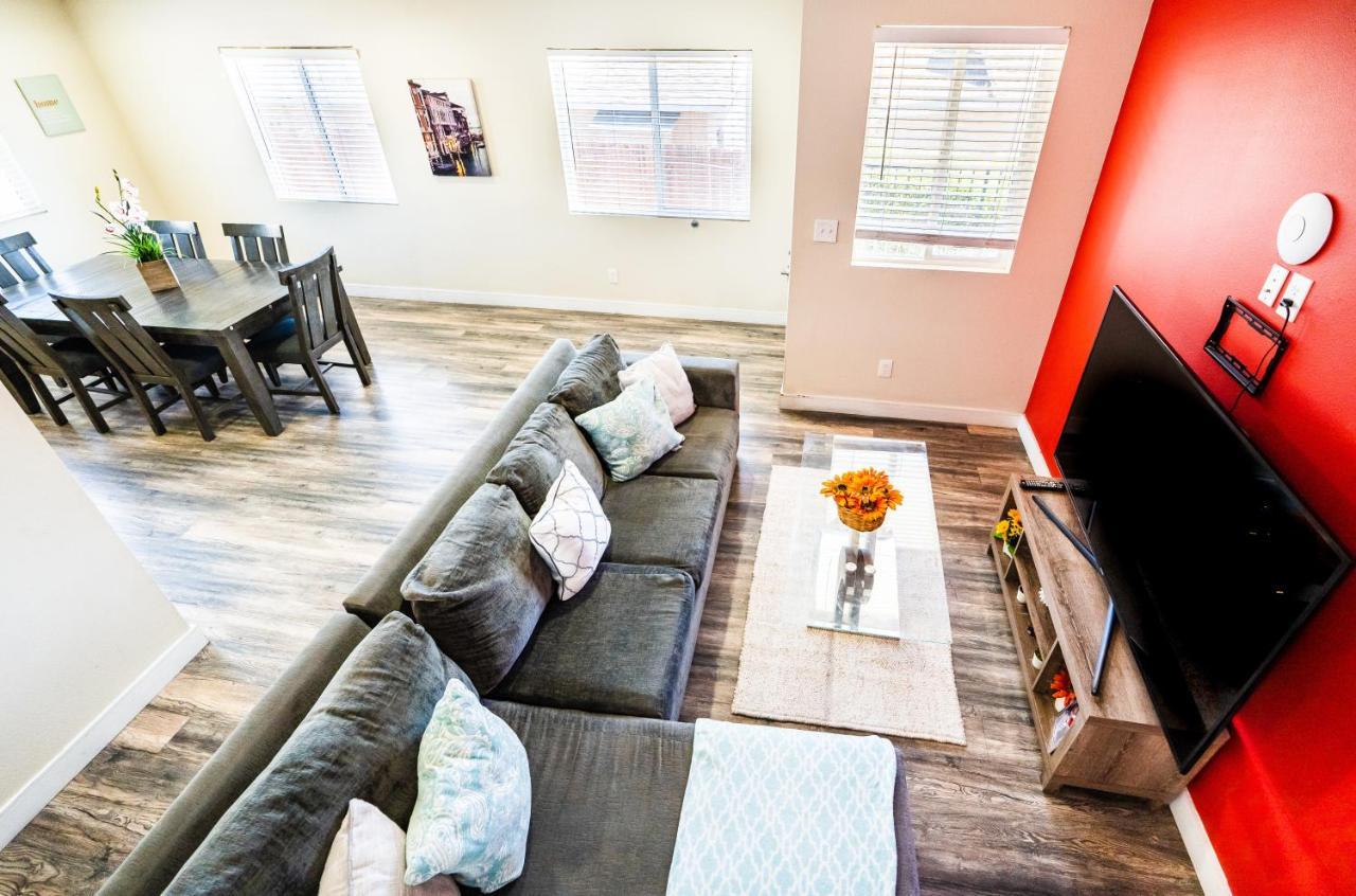 Spacious 5 Bedroom 3 Bath Modern Home By Downtown La With Parking Лос-Анджелес Экстерьер фото